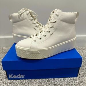 NEW Keds Skyler High Canvas - White